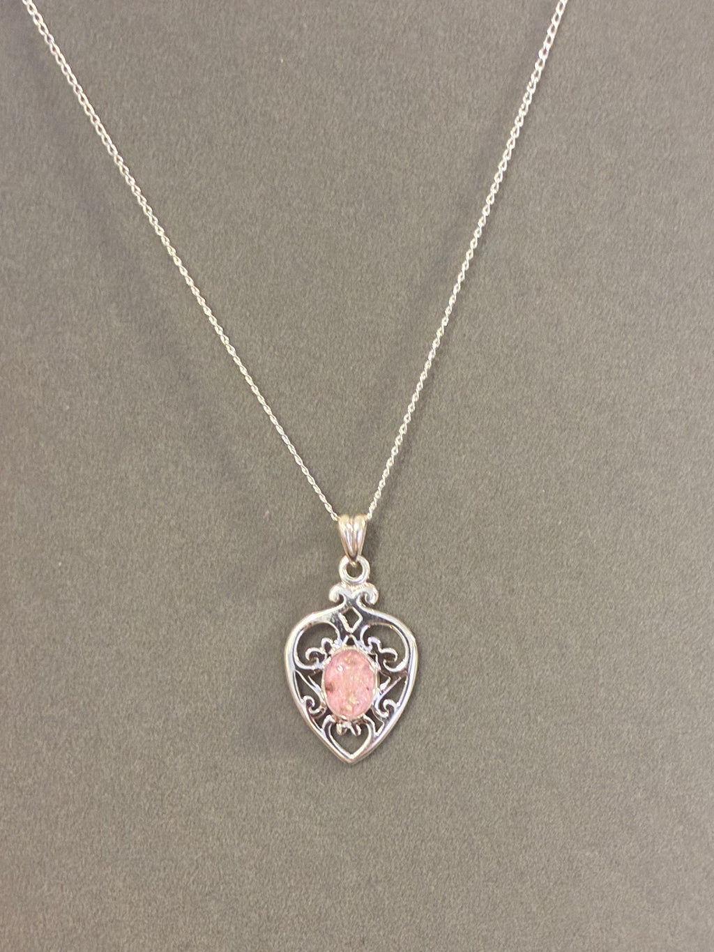 Silver Heart swirl pendant