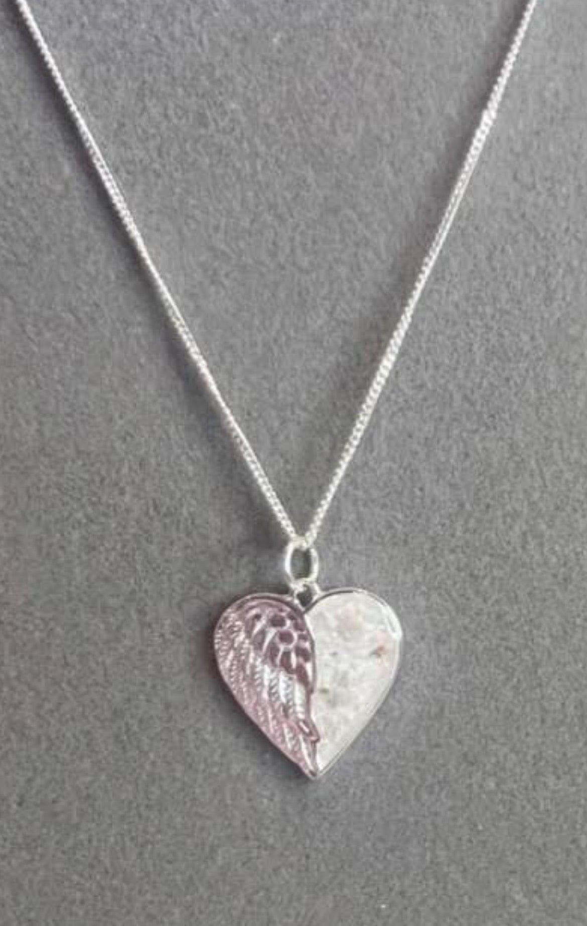 Wing/Heart necklace