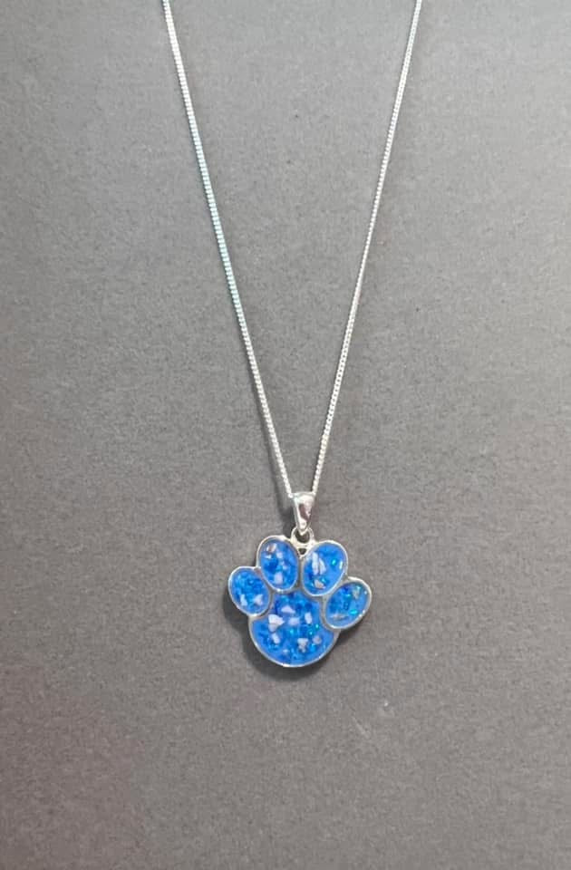 paw print necklace